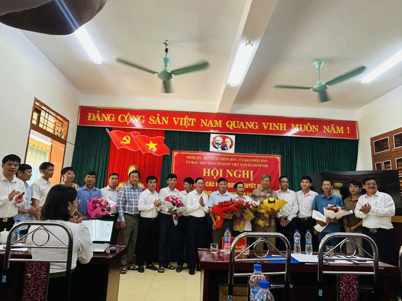 anh tin bai